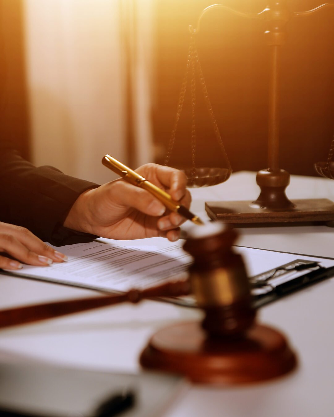 law-theme-gavel-mallet-judge-lawyer-enforcement-officers-evidencebased-cases-taken-into-account-court-abount-business-legislation